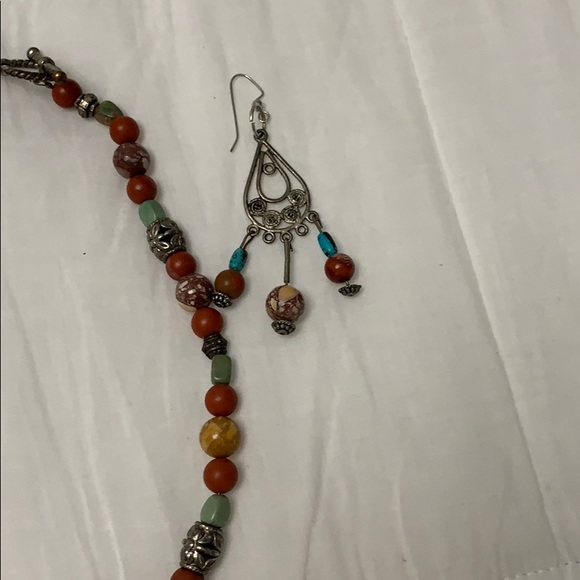 Jewelry - Picture 5 of 7